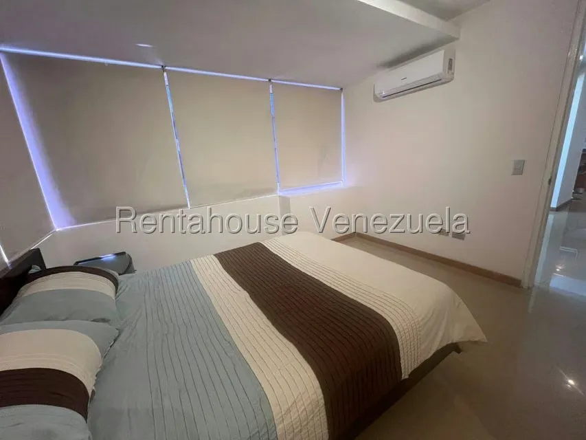 Apartamento (1 Nivel) en Alquiler en La Castellana, Distrito Metropolitano - 7