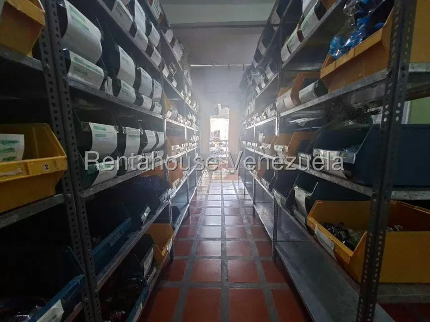 Local Comercial en Alquiler en Zona Oeste, Lara - 8