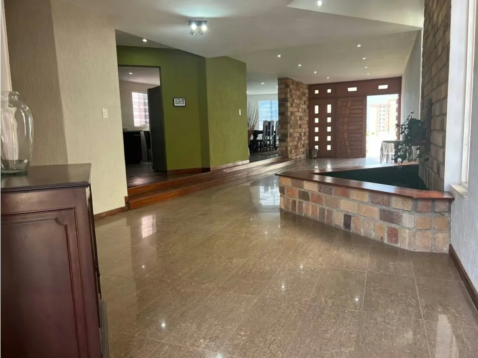 VENTA DE CASA EN COLINAS DE SANTA MÓNICA - 2