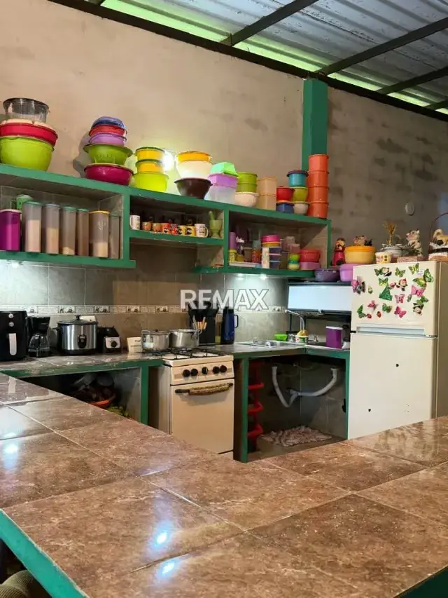Se vende casa en San Rafael de Cordero, Municipio Cardenas; detrás de la Iglesia .