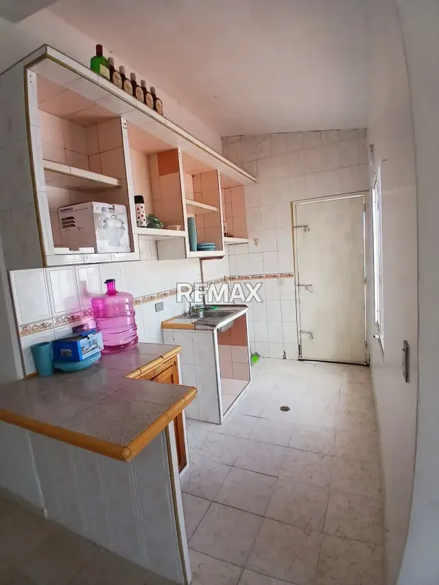 EN ALQUILER Hermosa y Cómoda Casa URBANIZACIÓN DON AURELIO ZONA NORTE - 3