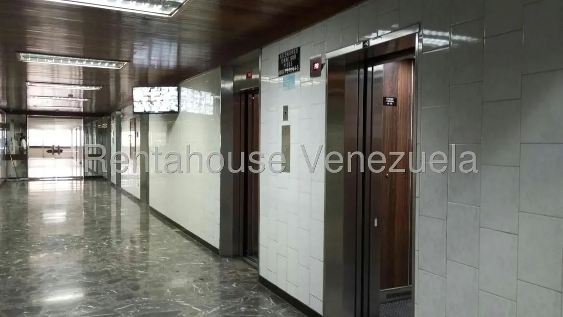 Oficina en Alquiler en Los Ruices, Distrito Metropolitano - 13