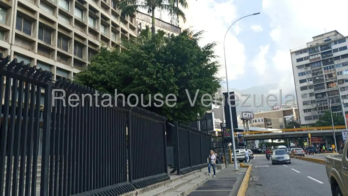 Oficina en Alquiler en Los Ruices, Distrito Metropolitano - 3