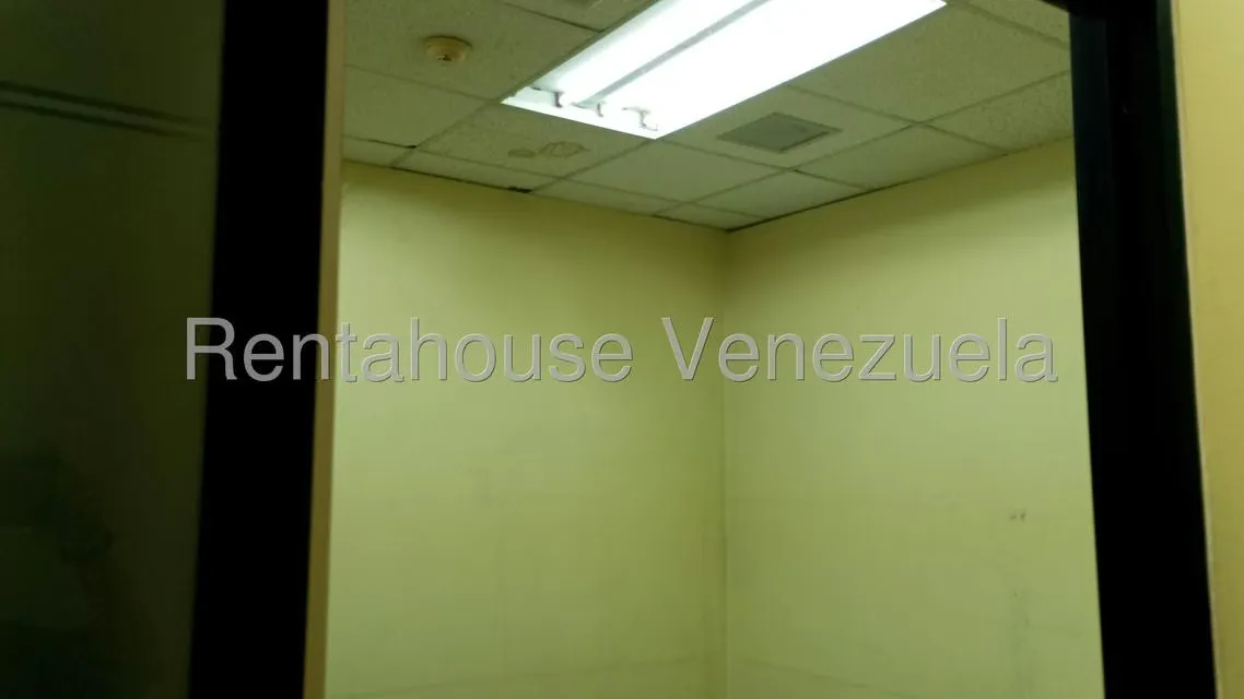 Oficina en Alquiler en Los Ruices, Distrito Metropolitano - 40