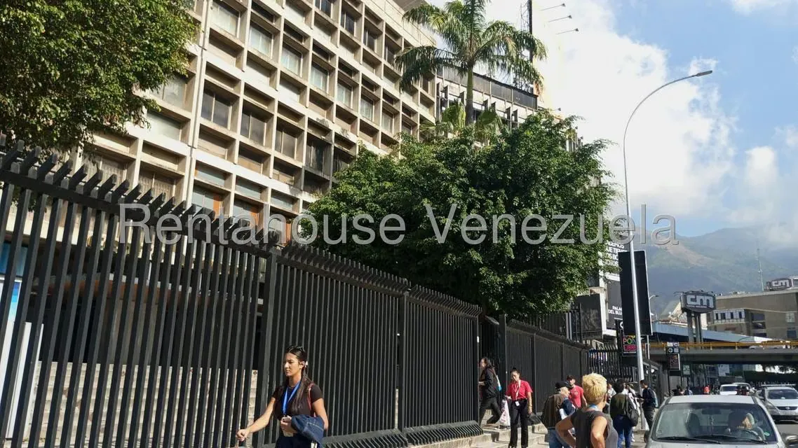Oficina en Alquiler en Los Ruices, Distrito Metropolitano - 58