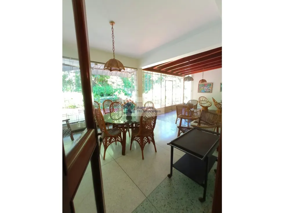 Alquilo casa 900m2 San Román 4324 - 14
