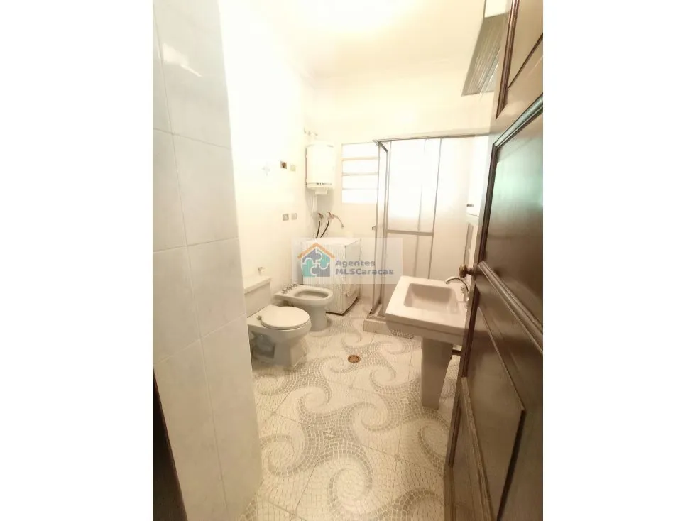 Alquilo casa 900m2 San Román 4324 - 19