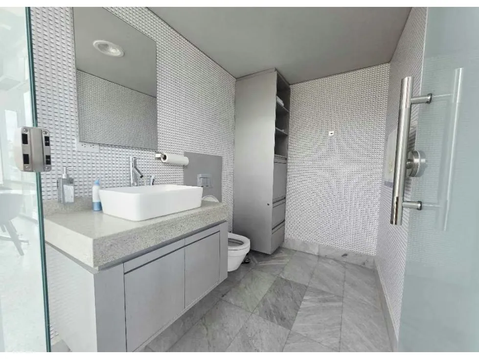 Se vende oficina 531m2 Las Mercedes 7167 - 8