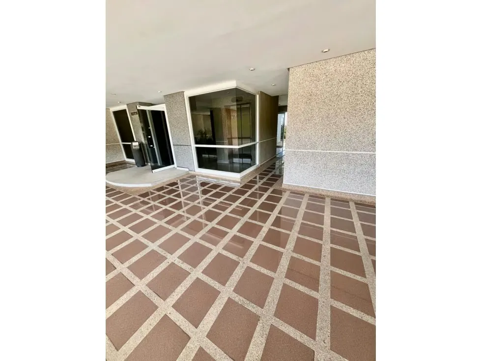 Se vende apartamento 220m2 Lomas de La Lagunita 9946 - 3