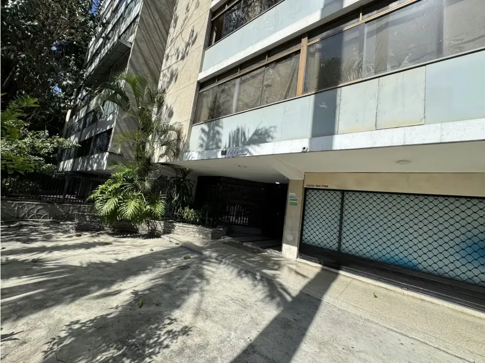 Alquilo consultorio odontológico 6m2 Altamira 2454 - 3