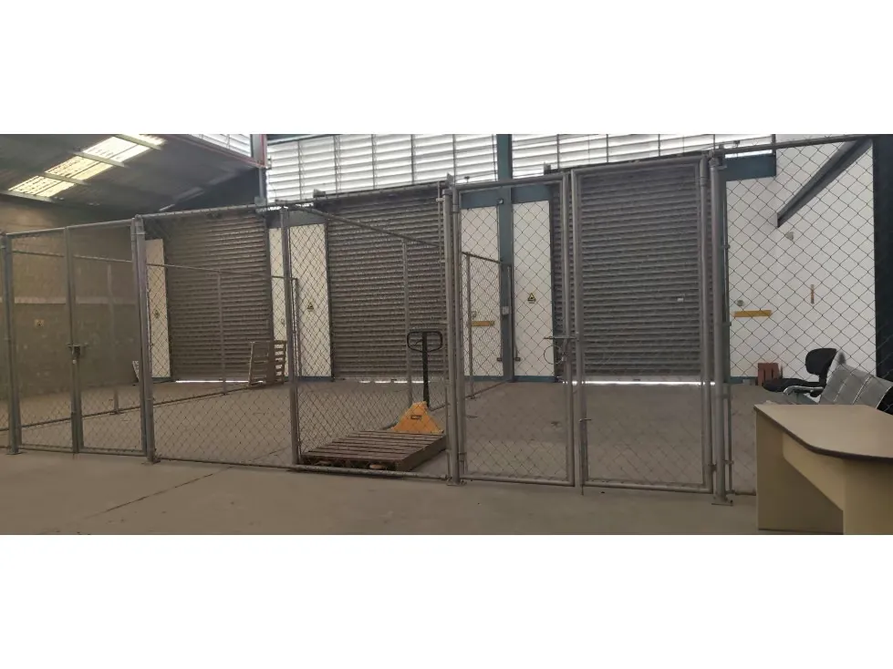 Vendo galpón 2500m2 Guarenas 1275 - 16