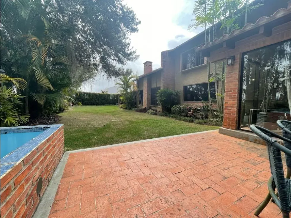 Vendo casa 500m2 4h+s/5b+s/7p La Lagunita 2362 - 2
