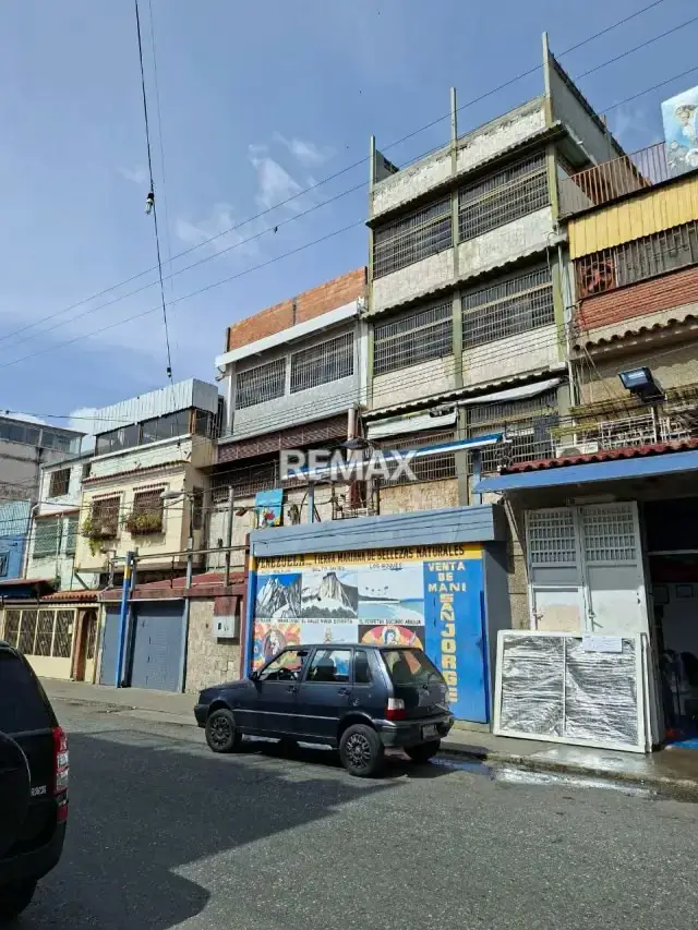 EDIFICIO COMERCIAL EN ALQUILER PRADO DE MARIA