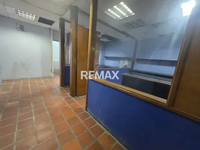 GALPON EN VENTA EN LA CALLE 70, CERCA DE LA IGLESIA SAN ALFONSO, SECTOR SANTA MARÍA - 3