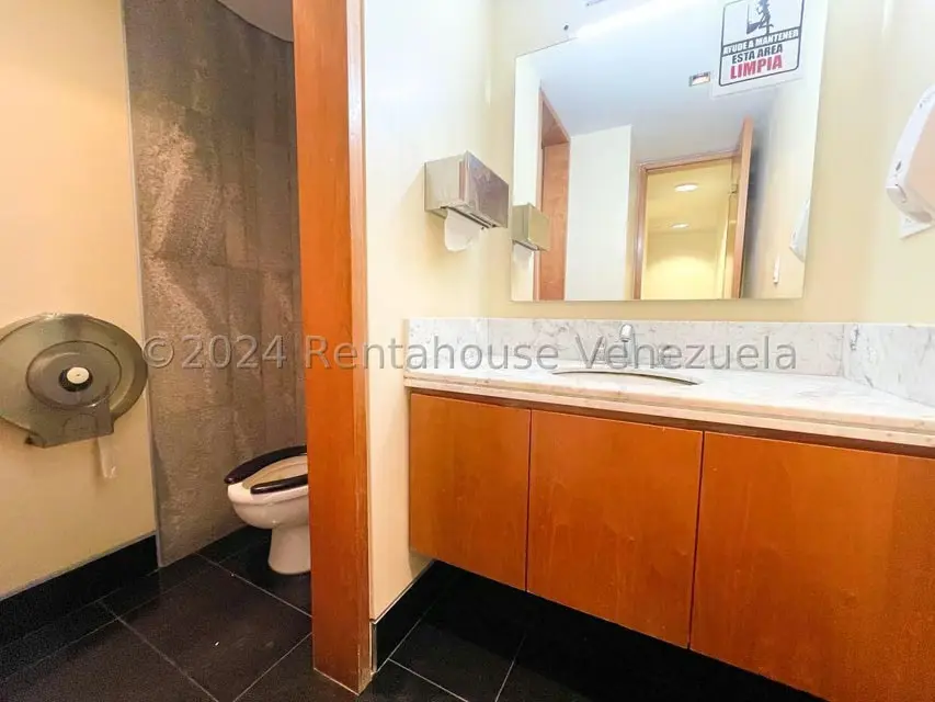 Oficina en Venta en La Trinidad, Distrito Metropolitano - 48