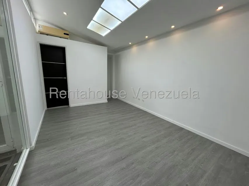 Oficina en Alquiler en Las Palmas, Distrito Metropolitano - 12
