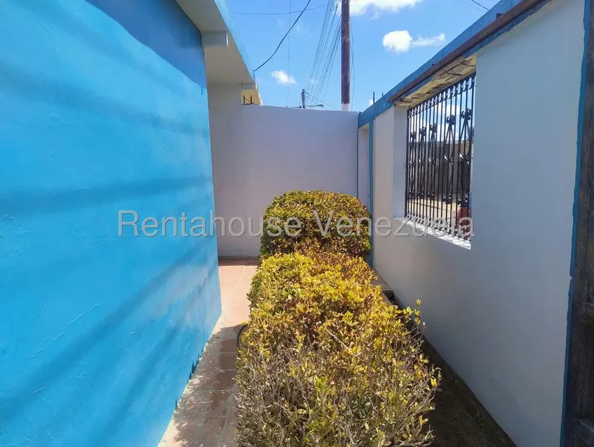 Casa (1 Nivel) en Venta en Las Adjuntas, Falcon - 2