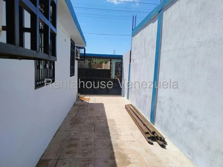 Casa (1 Nivel) en Venta en Las Adjuntas, Falcon - 3