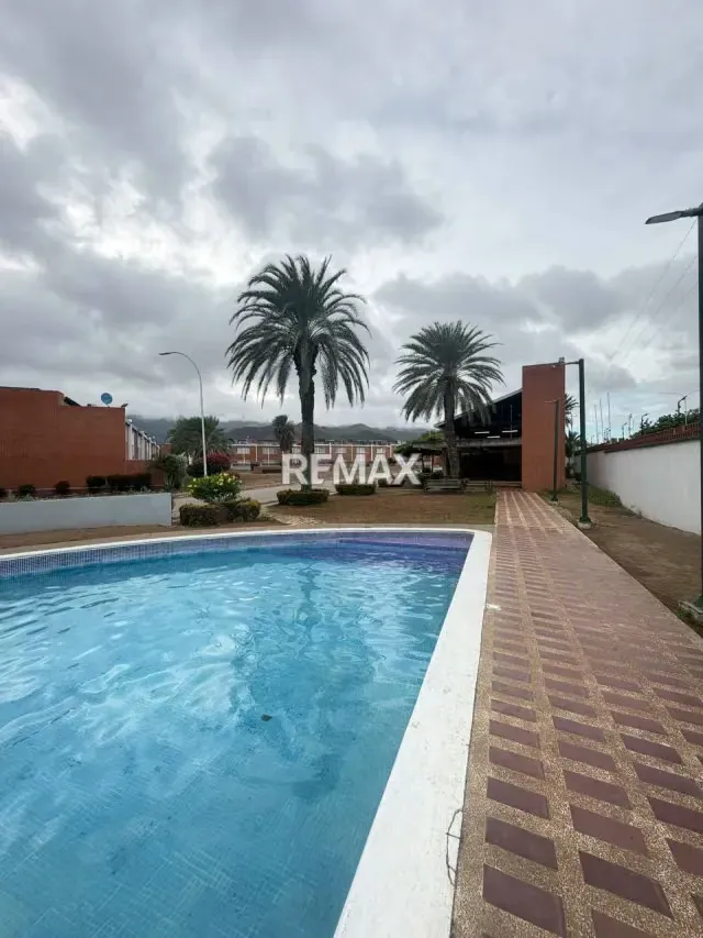 TOWNHOUSE, URB. VALLE ALEGRE, MUNICIPIO GARCIA, ISLA DE MARGARITA - 17