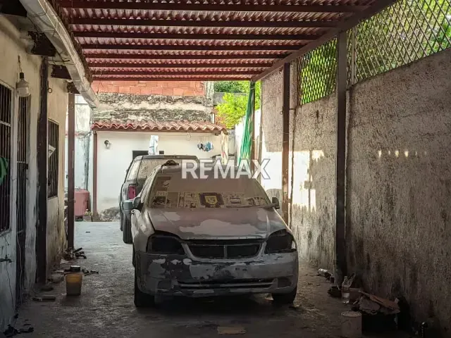 A LA VENTA CASA COMERCIAL CON 3 LOCALES, EN BARQUISIMETO - 8