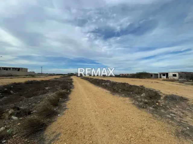 Parcela de terreno en venta en Puerta Maraven - 2