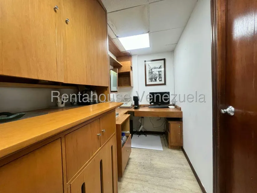 Oficina en Venta en Las Mercedes, Distrito Metropolitano - 9