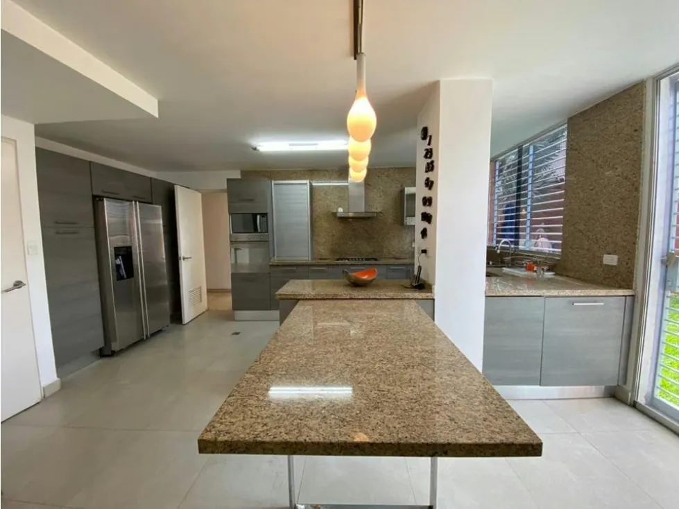 Se Vende Apto 410m² 3h+1s/4b+1s/3p Los Chorros - 7