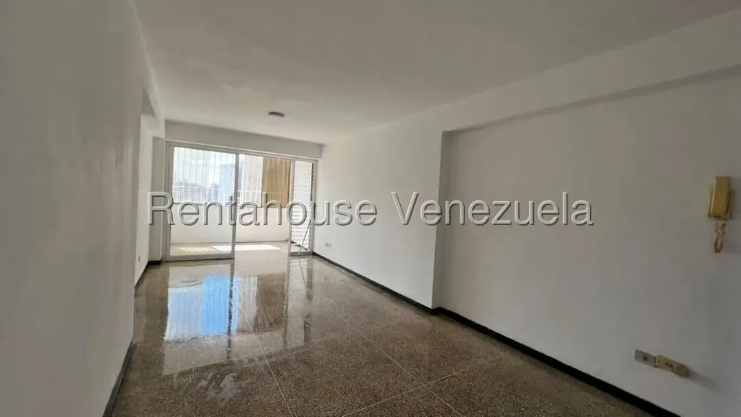 Apartamento (1 Nivel) en Venta en Parroquia La Candelaria, Distrito Metropolitano - 6