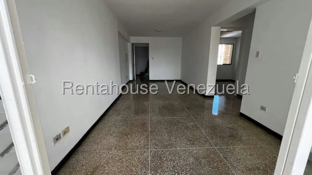 Apartamento (1 Nivel) en Venta en Parroquia La Candelaria, Distrito Metropolitano - 8