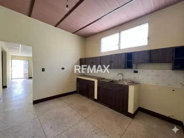CASA EN VENTA - 3
