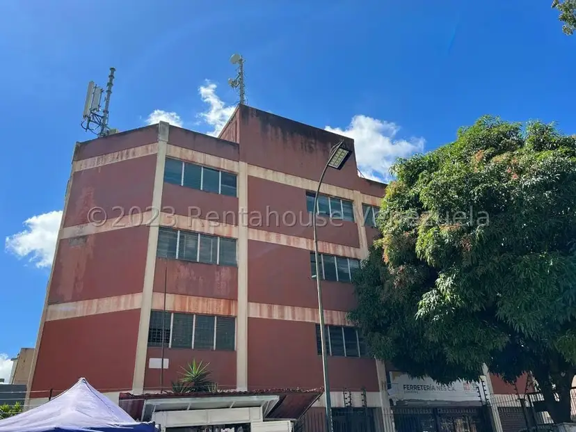 Local Comercial en Venta en La Urbina, Distrito Metropolitano