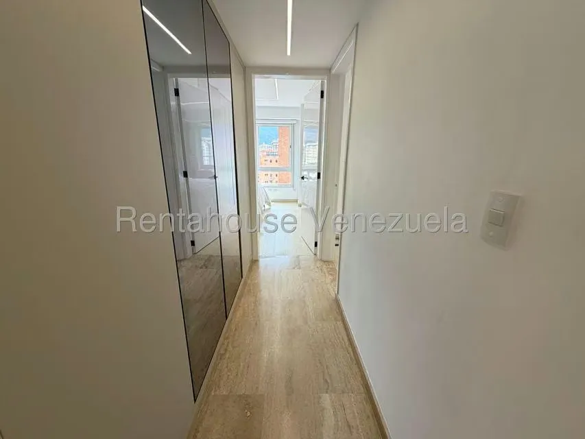 Apartamento (Penthouse) en Alquiler en El Rosal, Distrito Metropolitano - 11
