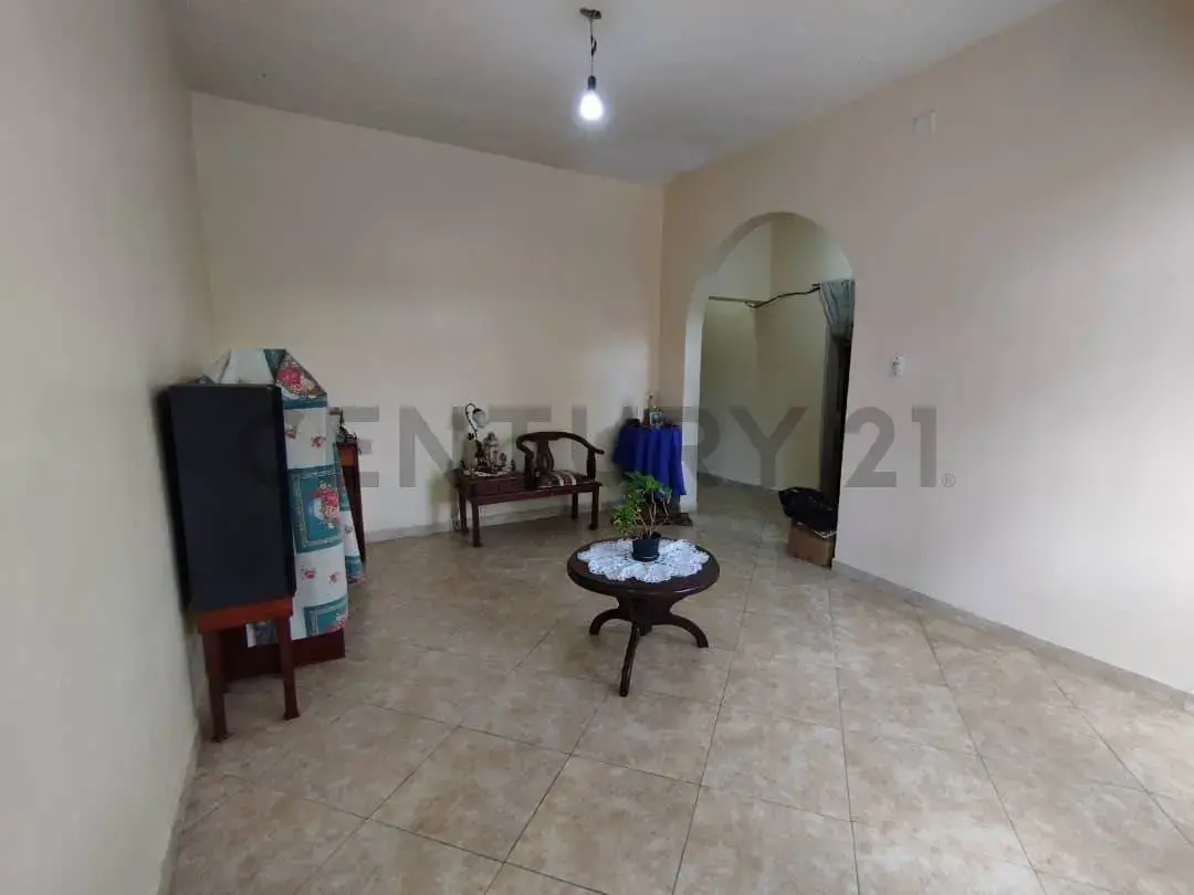 Casa de oportunidad en La Urb. Jardines del Valle - 11