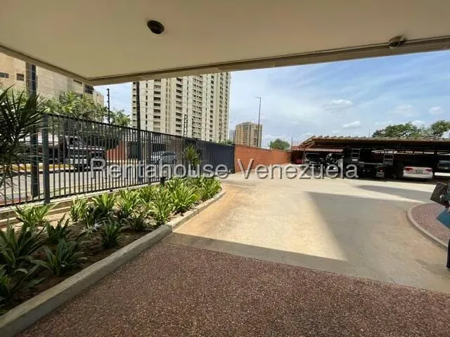 Apartamento (1 Nivel) en Venta en El Milagro, Zulia - 3