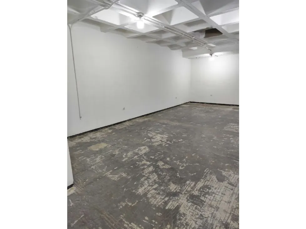 DEPÓSITO ALQUILER 20 MTS2 TORRE BAZAR BOLÍVAR - 9