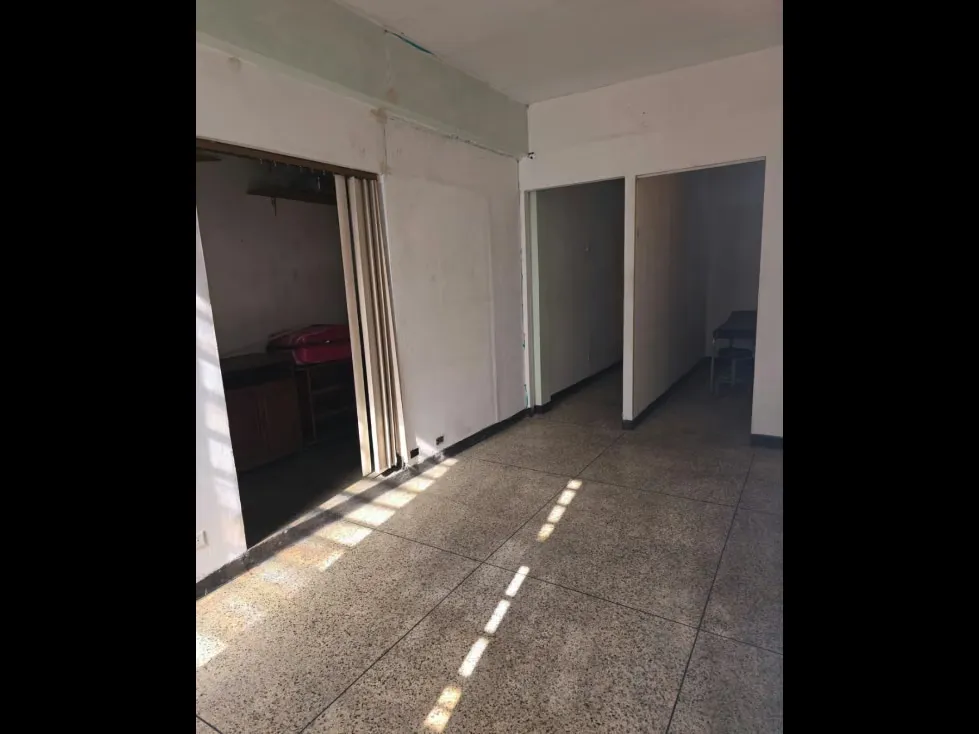 Local en Alquiler en Altagracia (Primer piso) - 7