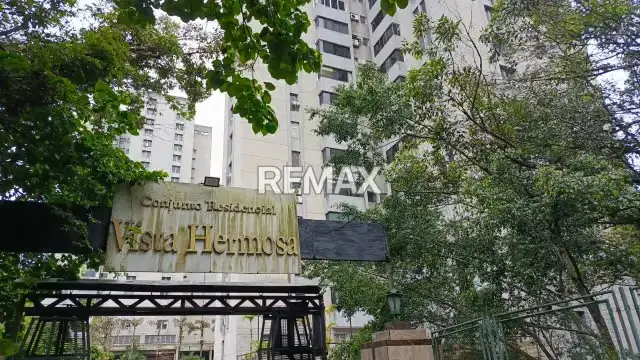 Alquiler de Apartamento de 3 Hab y 2 PE en Conjunto Privado – La Boyera