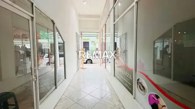SE VENDE Local Comercial N 5 Planta baja Ubicación: Tariba Municipio Cardenas