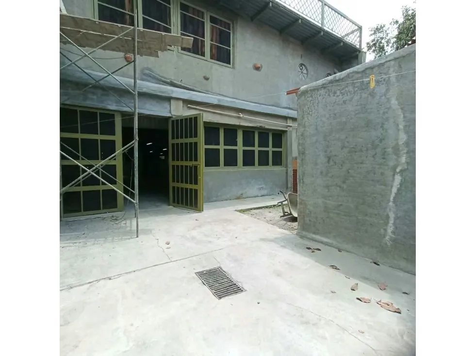 Alquilo local comercial 500m2 Pueblo del Hatillo 9812 - 7