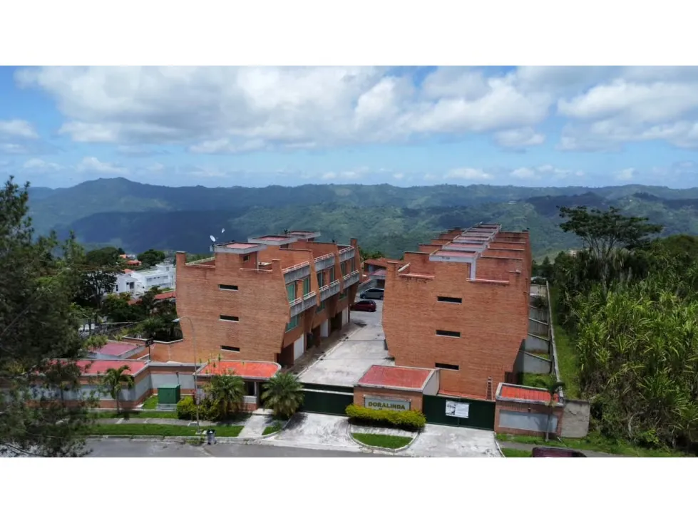 TOWNHOUSE - LOMA LINDA - 270 Mts2 - 5