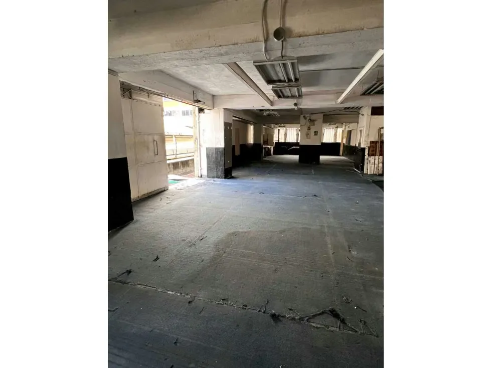 Vendo edificio comercial 640m2 La Urbina 3945 - 3