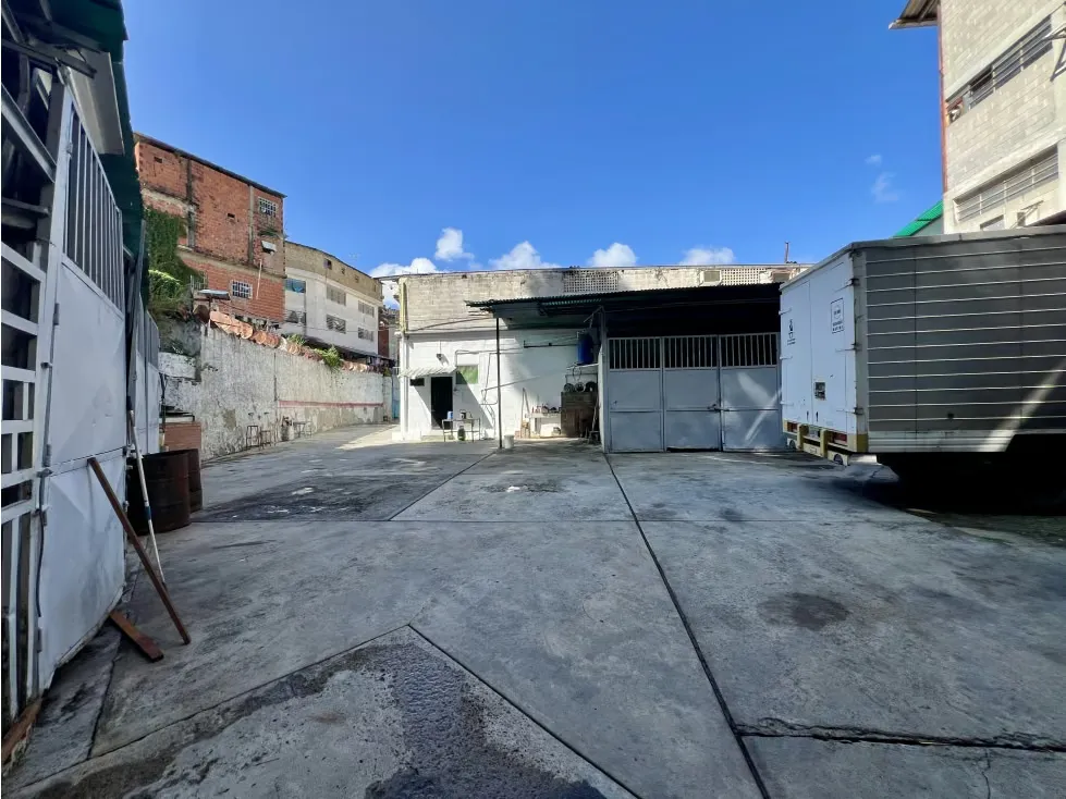 Se Alquila Edificio Industrial/3.000M2/3plantas/Baruta/6210 - 14