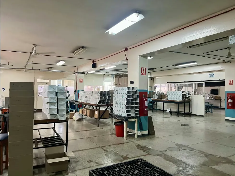 Se Alquila Edificio Industrial/3.000M2/3plantas/Baruta/6210 - 8