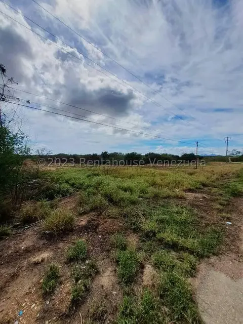 Terreno (Comercial) en Venta en Avenida Juan Bautista Arismendi, Nueva Esparta - 4
