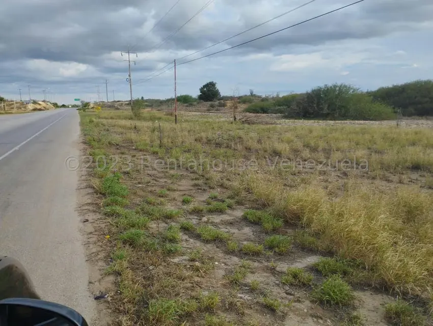 Terreno (Comercial) en Venta en Avenida Juan Bautista Arismendi, Nueva Esparta - 5