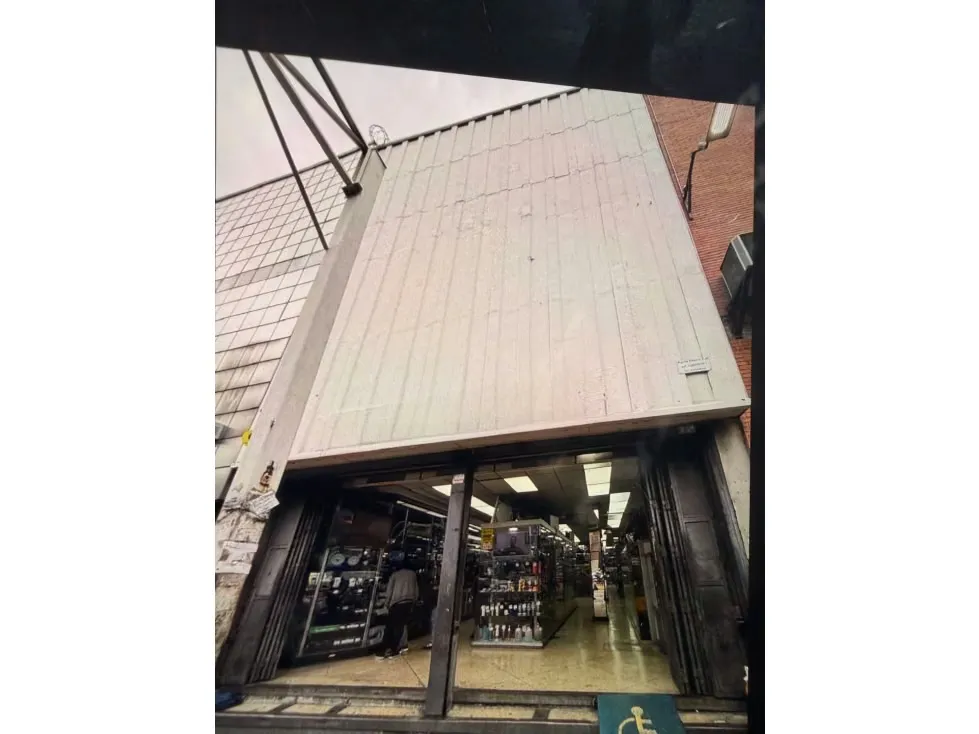Venta de edificio blindado en la Avenida Baralt