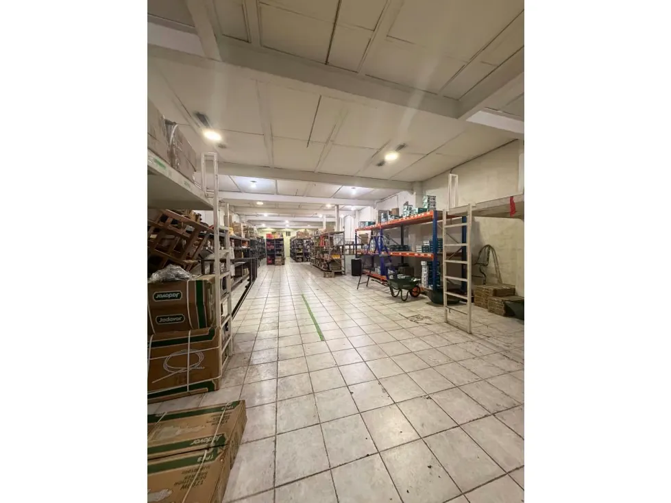 Venta de edificio blindado en la Avenida Baralt - 14