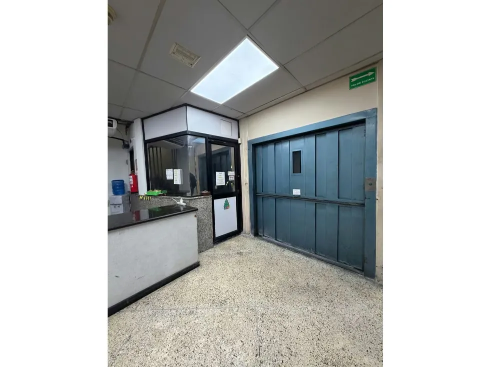 Venta de edificio blindado en la Avenida Baralt - 7