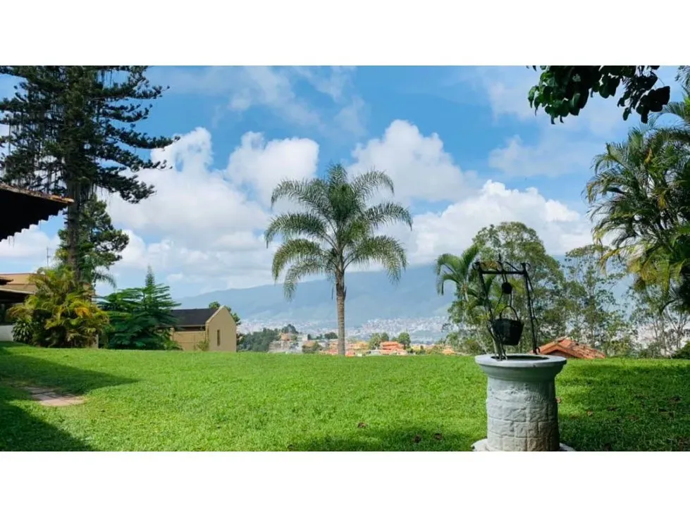 Se Vende Casa 800m2 para REMODELAR en la Urbanización Alto Hatillo - 2