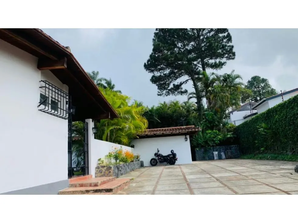 Se Vende Casa 800m2 para REMODELAR en la Urbanización Alto Hatillo - 8